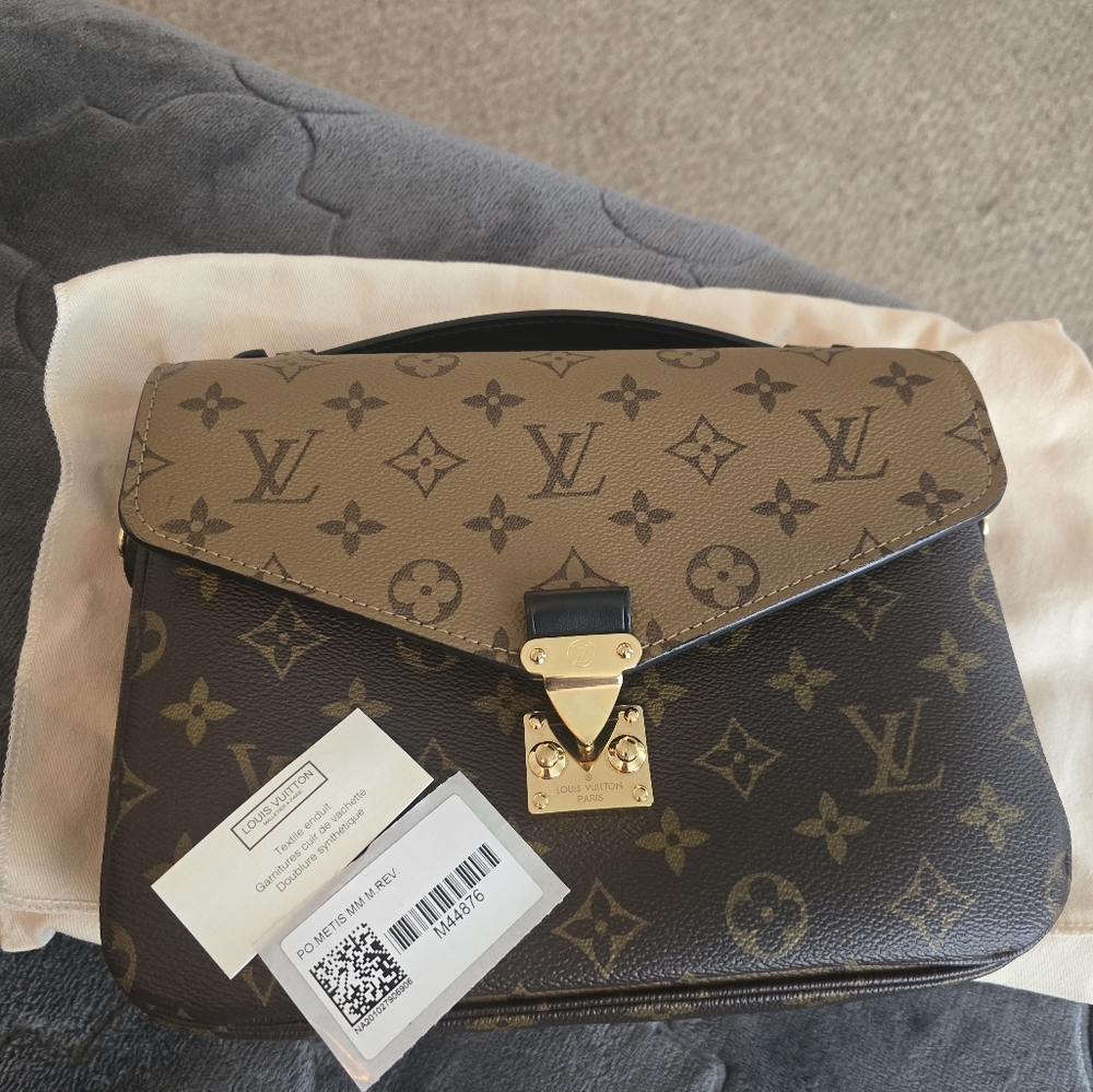 Louis Vuitton Monogram Brown and Tan Women's Bag